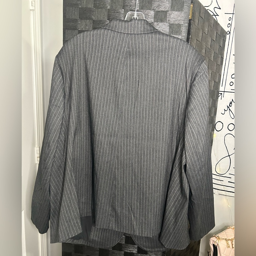 Gray Pinstripe Blazer with Floral Embroidery - Picture 3 of 4